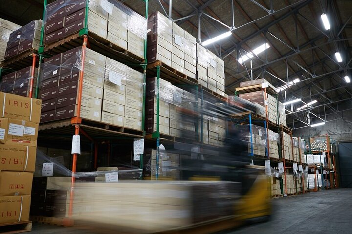 フォークリフトによる荷役作業